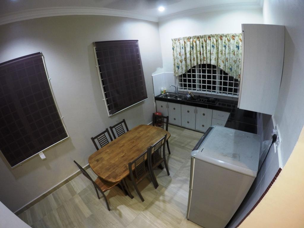 Wan'S Beach Guest House Dungun Pokoj fotografie