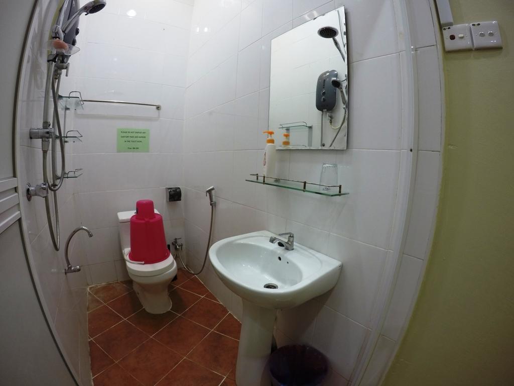 Wan'S Beach Guest House Dungun Pokoj fotografie