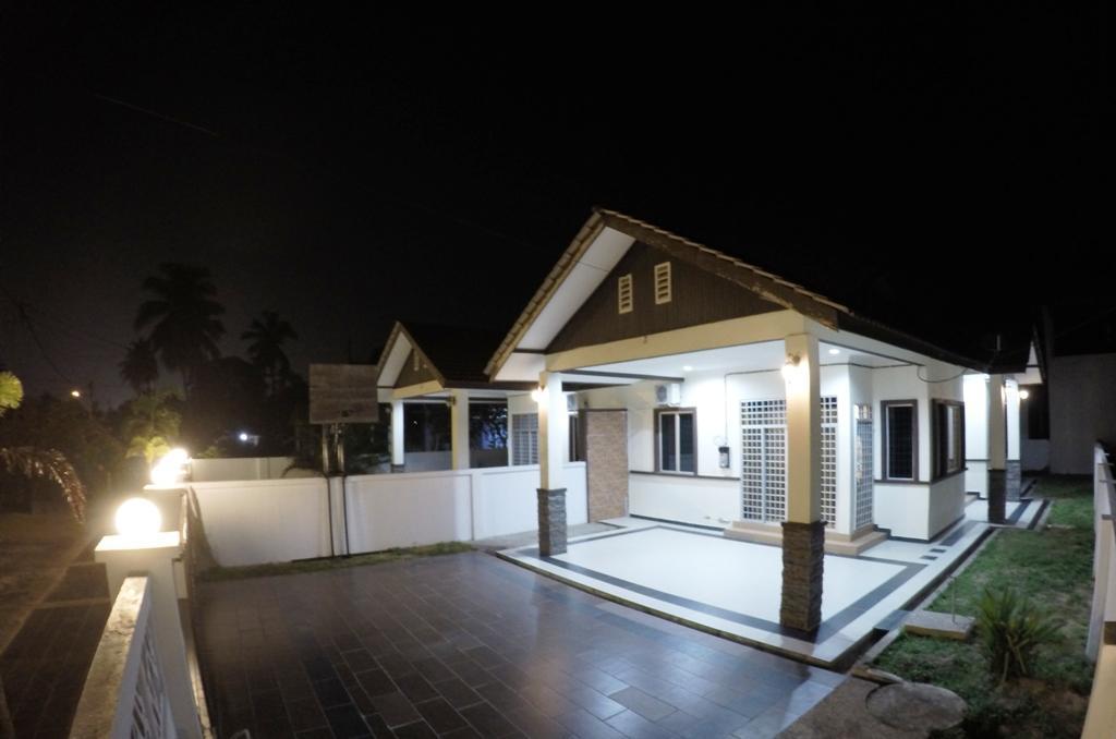 Wan'S Beach Guest House Dungun Pokoj fotografie